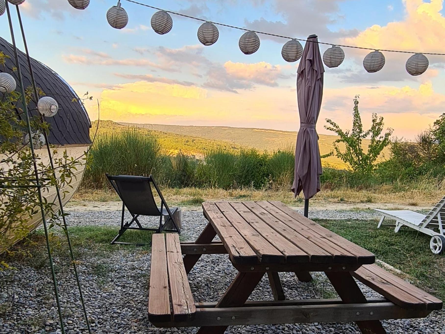 Hebergements Insolites - Detente En Luberon Viens Room photo